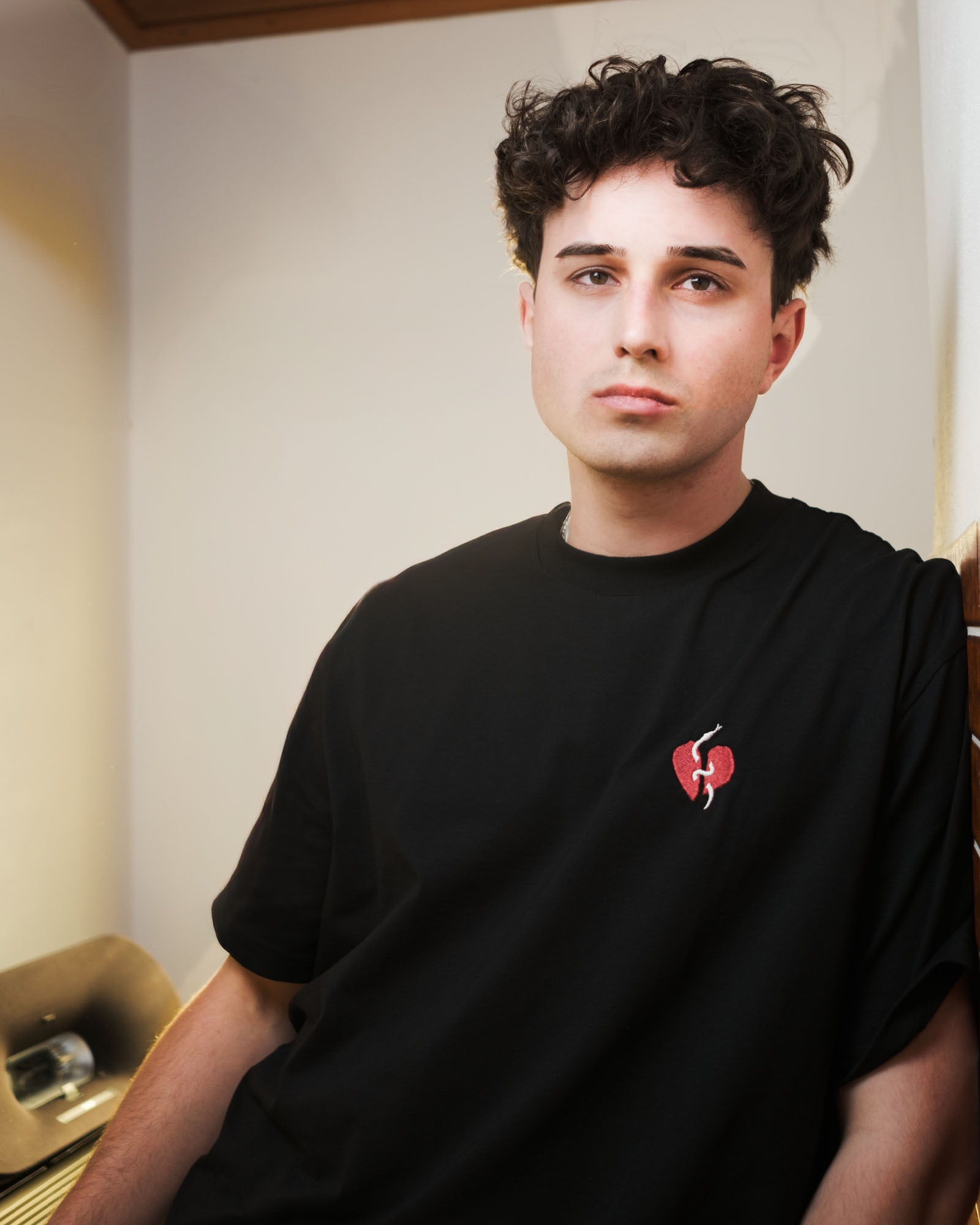 Snake Heart - T-Shirt - Black